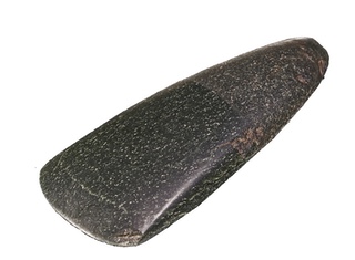 hache en jadeitite